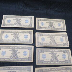 VTG 1960 Whitman Western Publishing Co. Play Money 80 Individuals Bills.